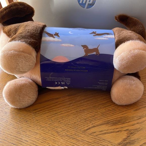 Cuddle & Calm Huggable Dachshund Weighted Friend NEW - Picture 5 of 5